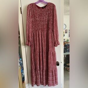 Women’s dress maroon and white elastic top long sleeve large new no tag